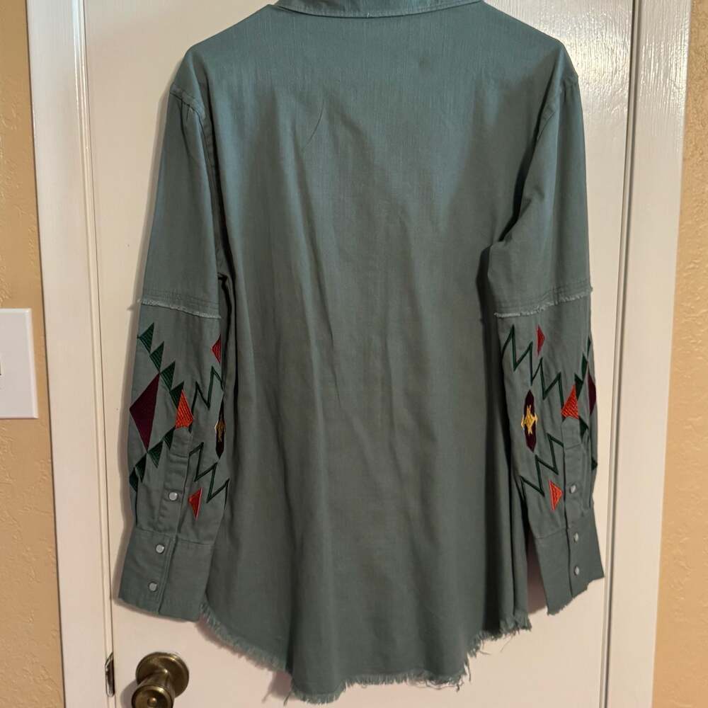 Panhandle Western Shirt Womens M Olive Green Embroidered Aztec Snap Front - Picture 8 of 14